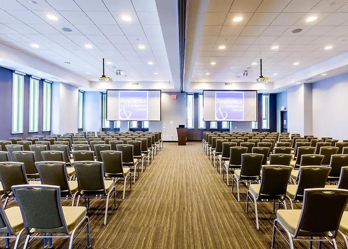 Residence & Conference Centre - Toronto Downtown