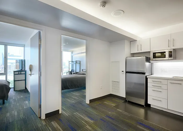 Residence & Conference Centre - Toronto Downtown